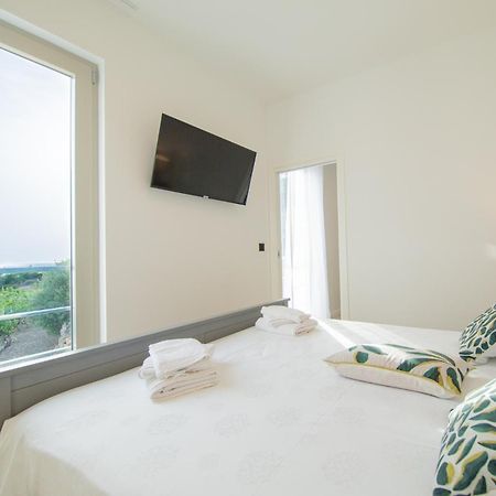 Seaside Elegance Suites Komiža Eksteriør billede