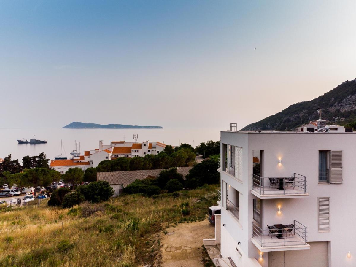 Seaside Elegance Suites Komiža Eksteriør billede
