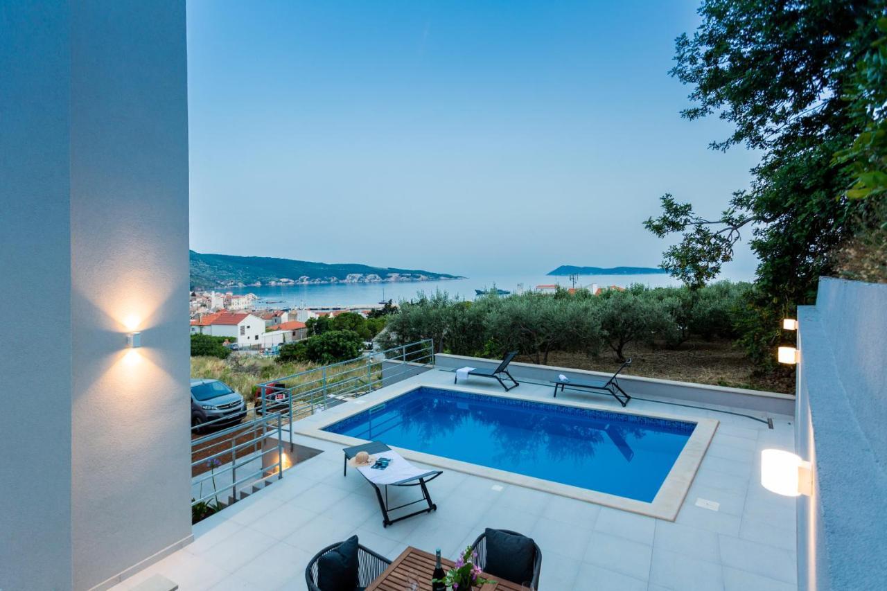 Seaside Elegance Suites Komiža Eksteriør billede