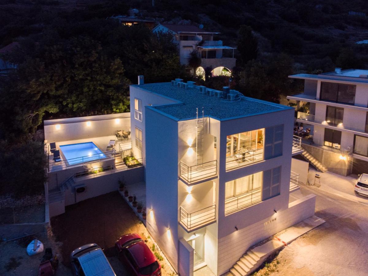 Seaside Elegance Suites Komiža Eksteriør billede