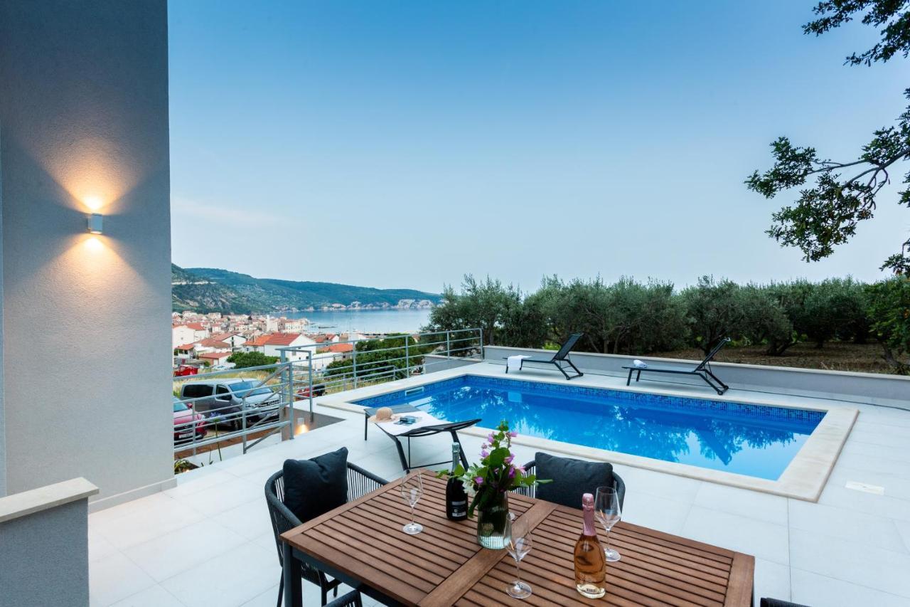 Seaside Elegance Suites Komiža Eksteriør billede